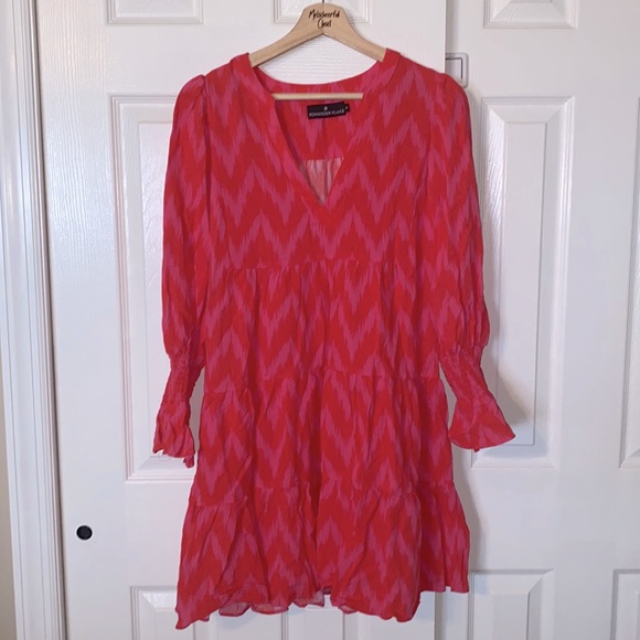 Hot Pink Ikat Kenzo Dress
POMANDER PLACE - Picture 8 of 12